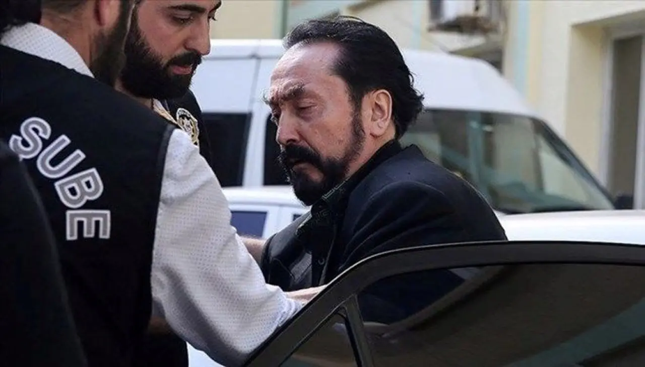 Adnan Oktar'a 12 yıl hapis istemi - 1