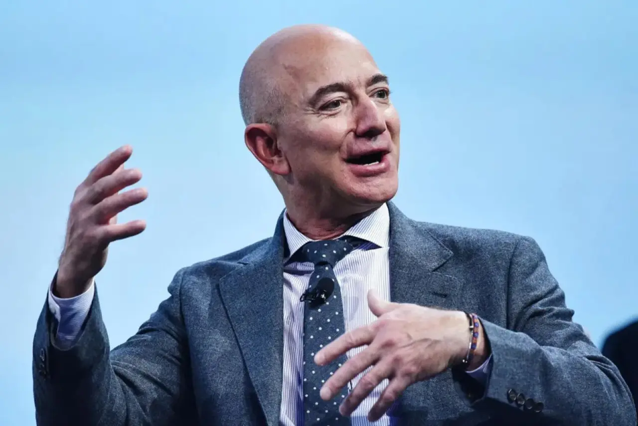 Jeff Bezos'dan 1 milyar dolar vergi tasarrufu - Patronlar Dünyası