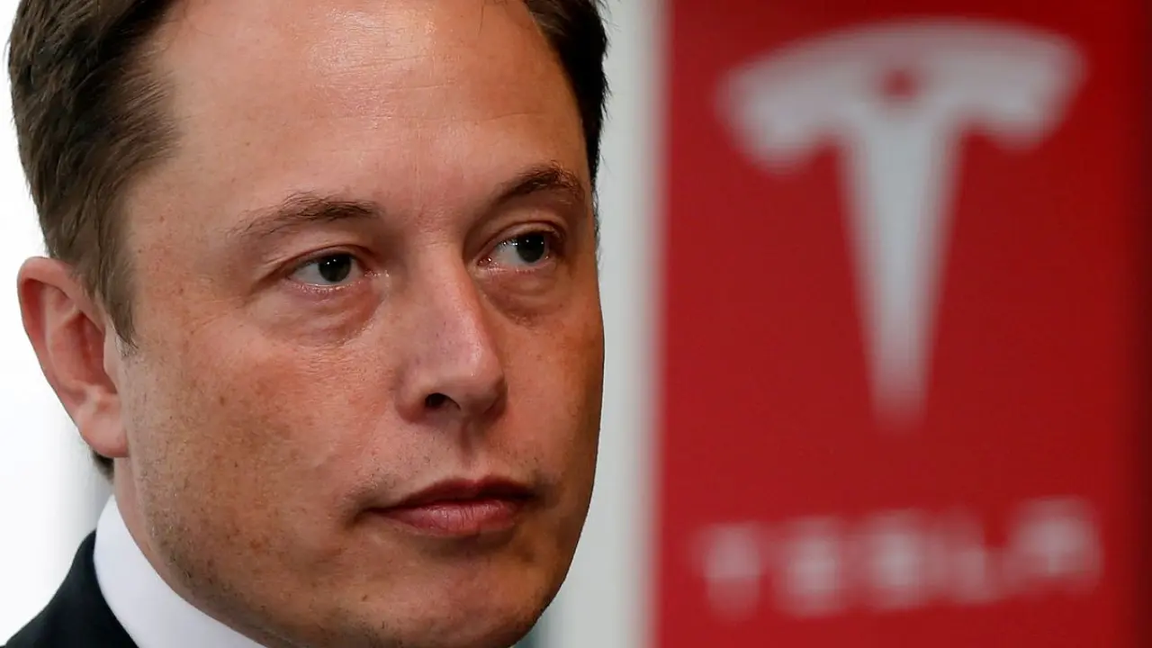 Elon Musk'ın röportaj ve tweetleri ünlü CEO'ya 1 milyar dolar kaybettirdi |  Euronews