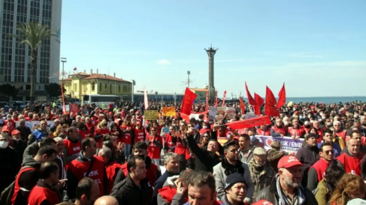 İzmir'de gündem grev... ESHOT'tan uyarı eylemi!