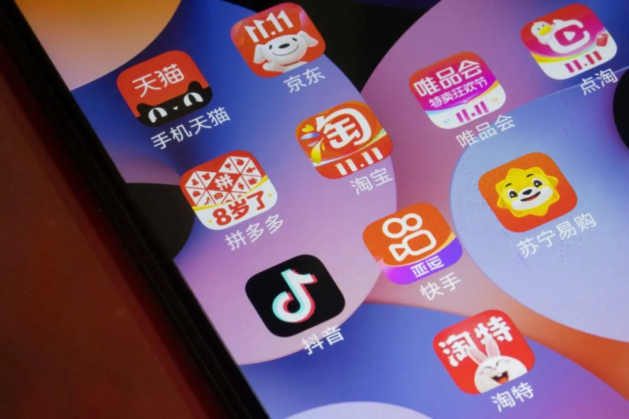 China's tech firms commit to fair algorithms