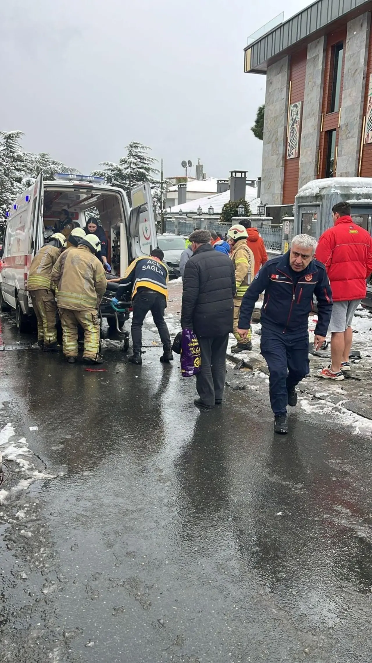 Sarıyer'de feci kaza: 1 ölü - 3