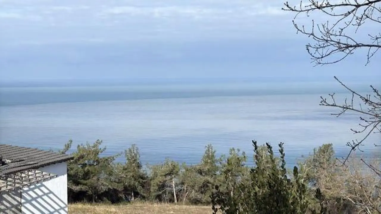 Bartın Irmağından akan çamurlu suyla denizin rengi değişti